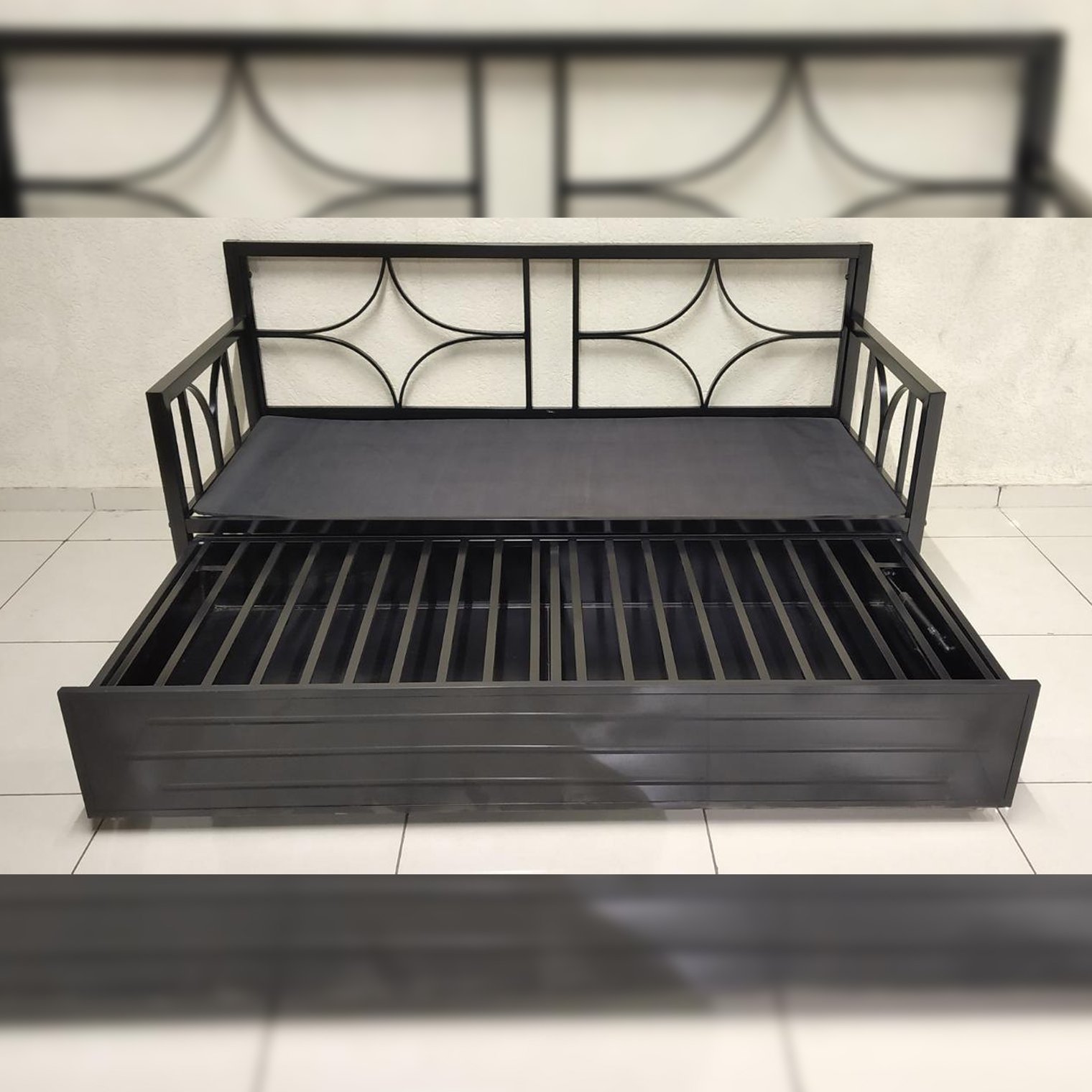 Metal Storage Sofacumbed